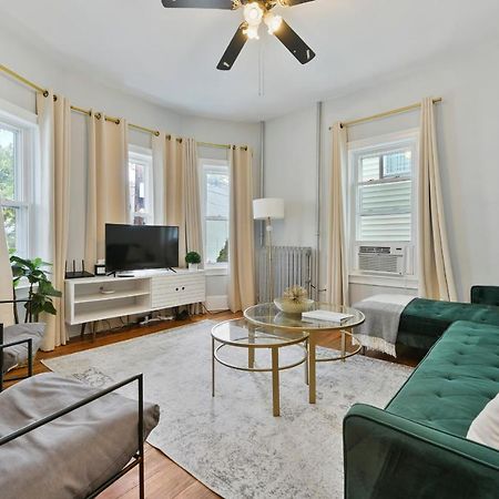 The Maverick - Luxurious Apartment - Free Parking - 2 Miles From Boston Logan Airport Челсі Екстер'єр фото